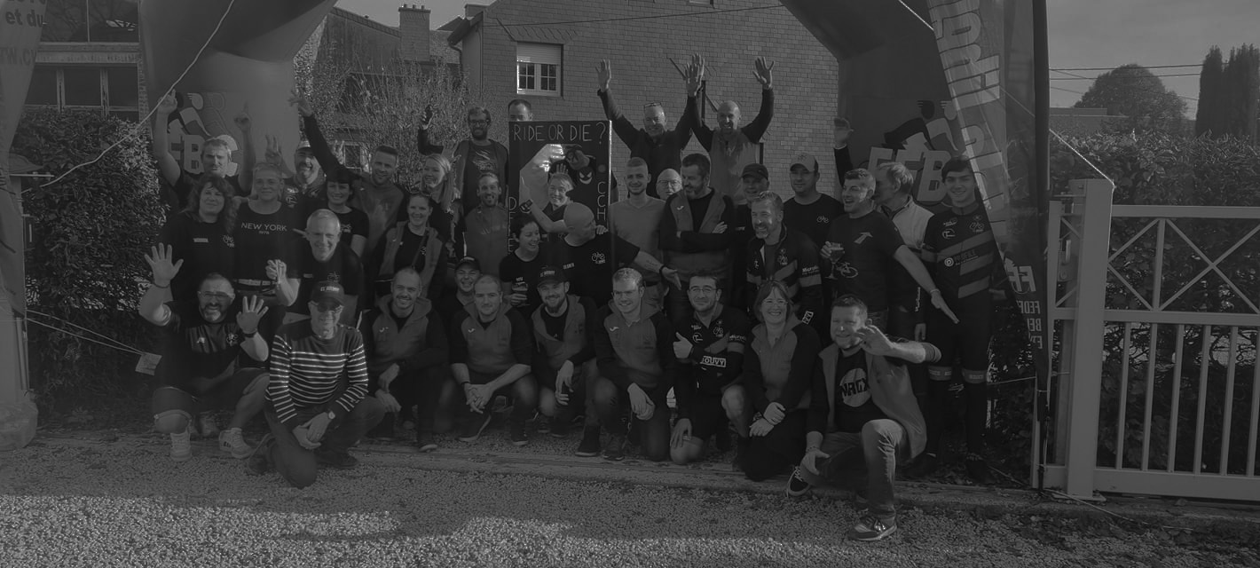 Photo de groupe de l'équipe organisatrice